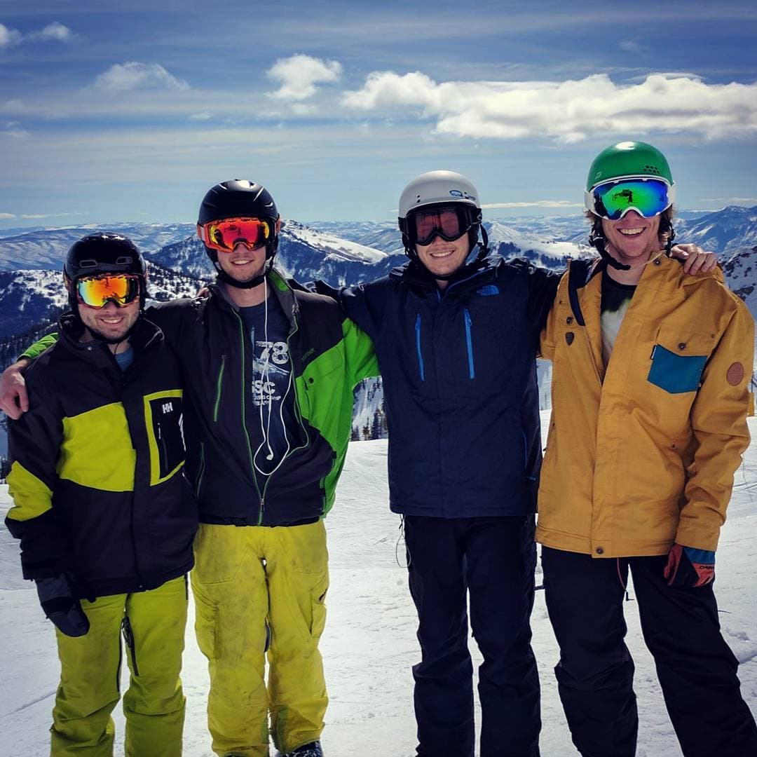 Wedding party photo 13