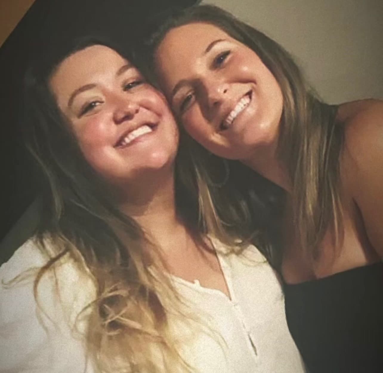 Wedding party photo 8